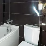 Stunning 2 Bedroom Near Belem Apartment