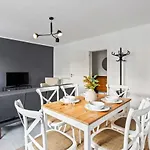 Stunning 2 Bedroom Near Belem Apartment Lissabon