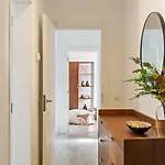 Apartment Stunning 2 Bedroom Near Belem *