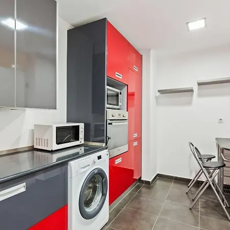 Stunning 2 Bedroom Near Belem Apartment *