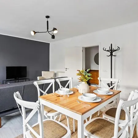 Stunning 2 Bedroom Near Belem Apartment Lisbon