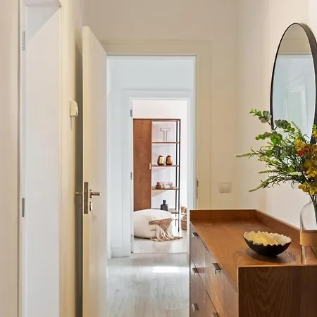 Apartment Stunning 2 Bedroom Near Belem *